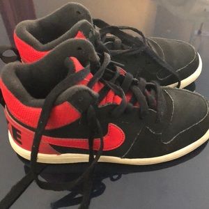 Nike youth size 13 tennis shoes